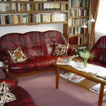 Apartment Grosszuegige Mit Garten Und Terrasse Balatonföldvár